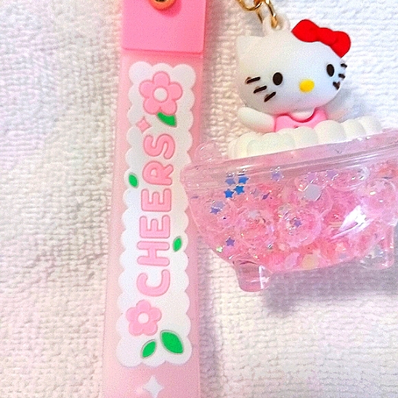 Hello Kitty Key chain Wristlet  Design Bathtub Bubbles New - Picture 5 of 7